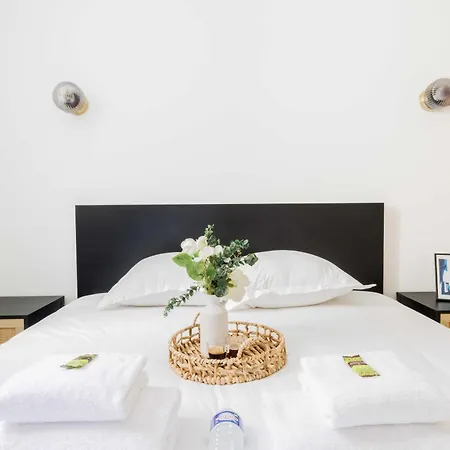 Lovely 1bdr Sentier Grands Blv Апартаменты